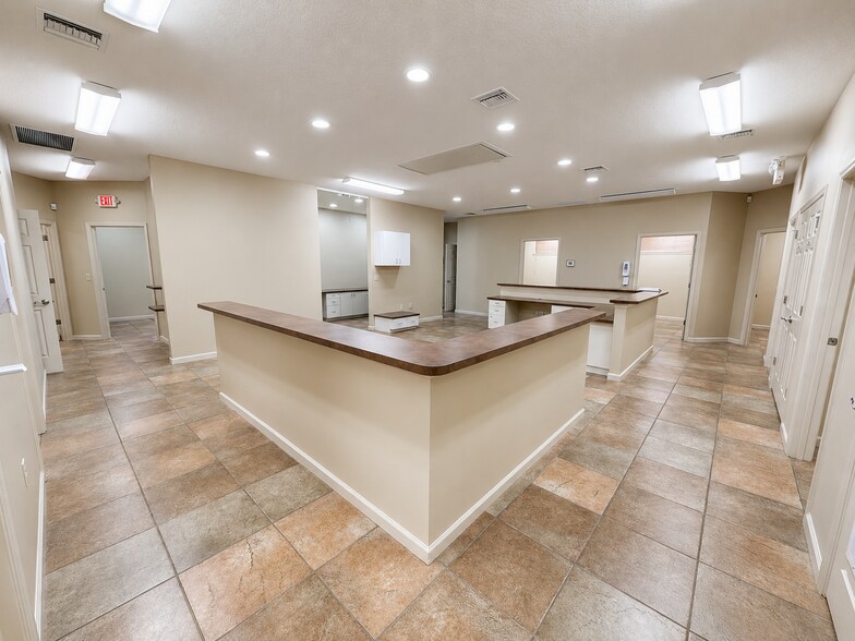 More Photos Of 1043 Town Center Dr, Orange City Medical For Lease