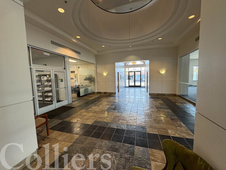 More Photos Of 333 S Main St, Pocatello Bank For Lease