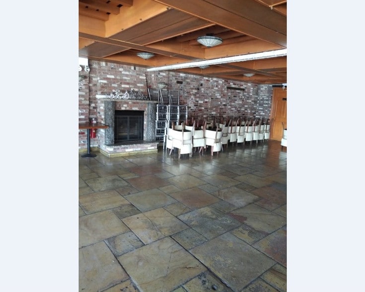 More Photos Of 900 Morris Park Ave, Bronx Storefront Retail Office For Sale