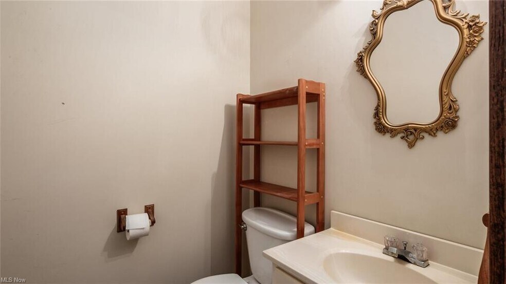 More Photos Of 870 Orchard Hill Rd, Zanesville Assisted Living For Lease