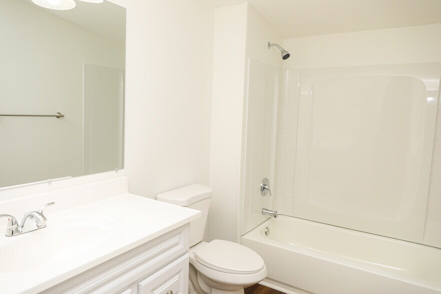 More Photos Of 643 Highway 9 S, Dawsonville Office Residential For Sale