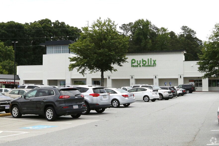 More Photos Of 6595-6681 Roswell Rd NE, Atlanta Storefront Retail Office For Lease