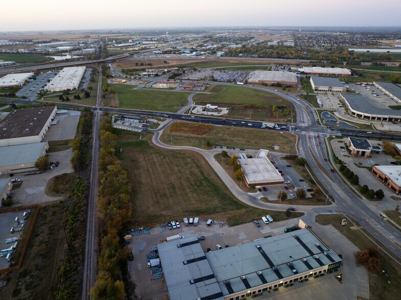 More Photos Of 10900 Meredith Dr, Urbandale Land For Sale