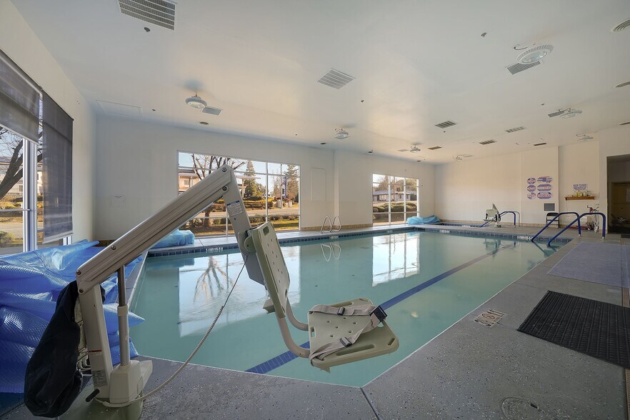 More Photos Of 711 S State Highway 49, Jackson Freestanding For Sale