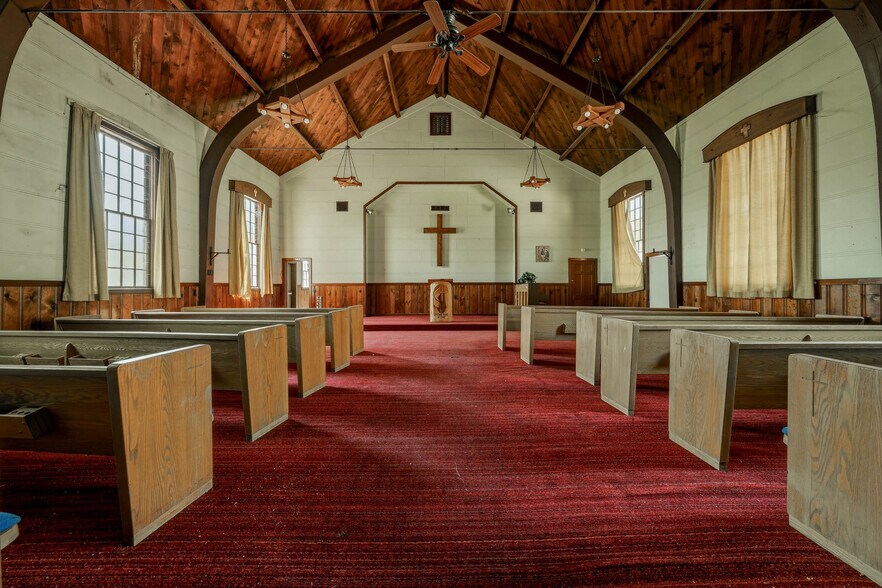 More Photos Of 12487 The Plaza, Clearlake Oaks Religious Facility For Sale