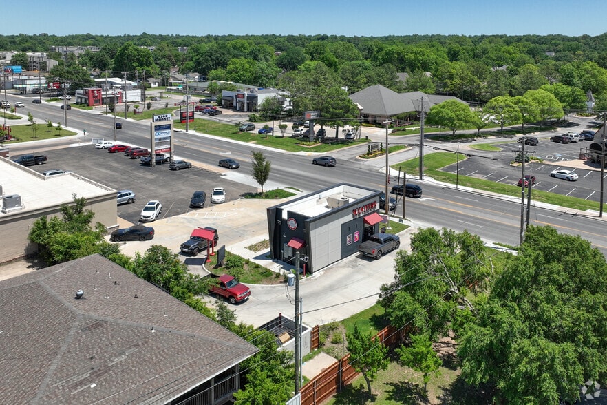 More Photos Of 4320 S Peoria Ave, Tulsa Fast Food For Sale