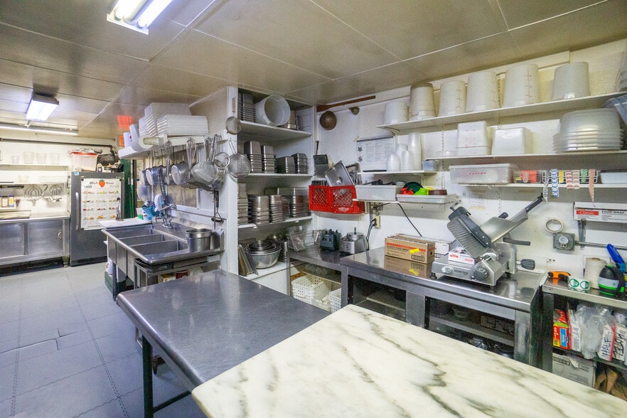 More Photos Of 709 Route 4, Killington Hotel For Sale