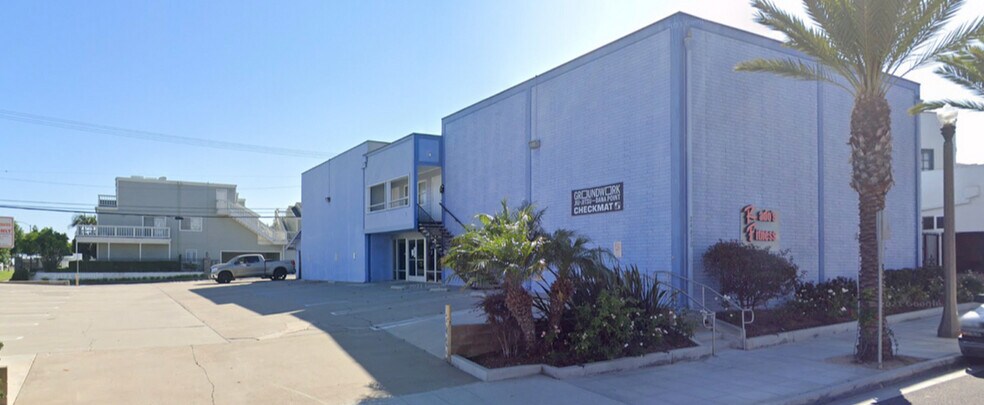 More Photos Of 24470 Del Prado, Dana Point Garden Center For Lease