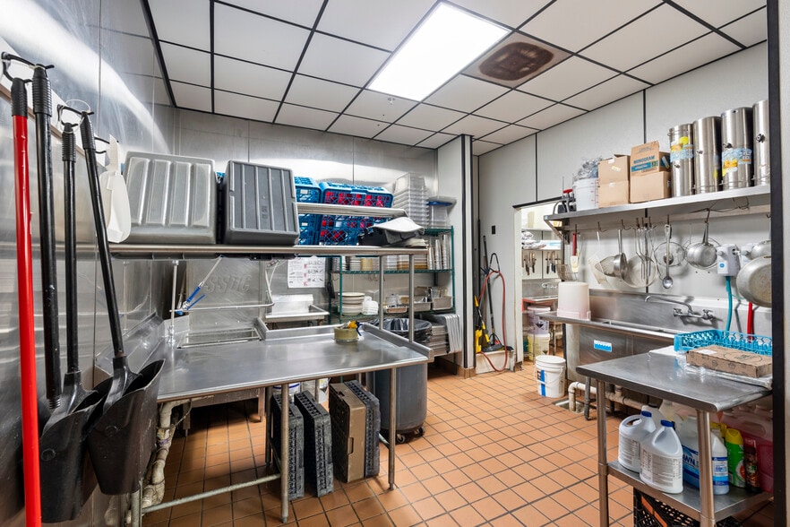 More Photos Of 10031 Hutchison Blvd, Panama City Beach Restaurant For Sale
