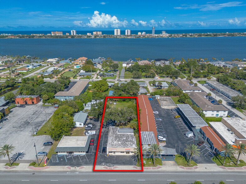 More Photos Of 1841 S Ridgewood Ave, Daytona Beach Freestanding For Sale