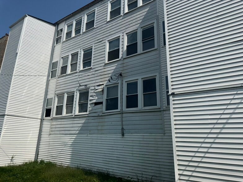 More Photos Of 7530 S Phillips Ave, Chicago Apartments For Sale