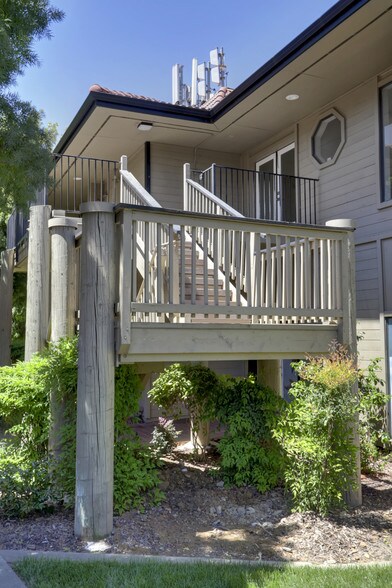 More Photos Of 7509 Madison Ave, Citrus Heights Office For Sale