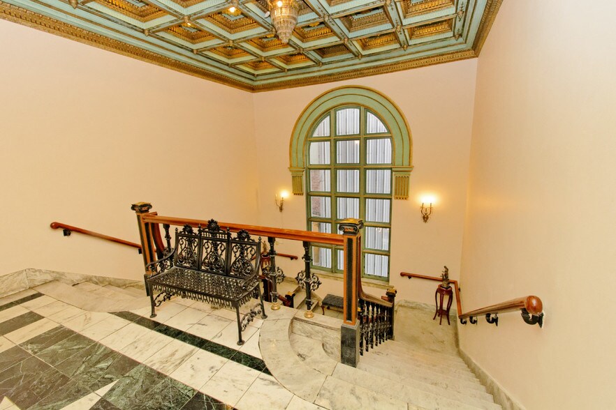 More Photos Of 600 Broadway, Albany Office For Sale
