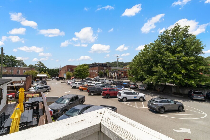 More Photos Of 41 North Ave, Ellijay Office For Sale