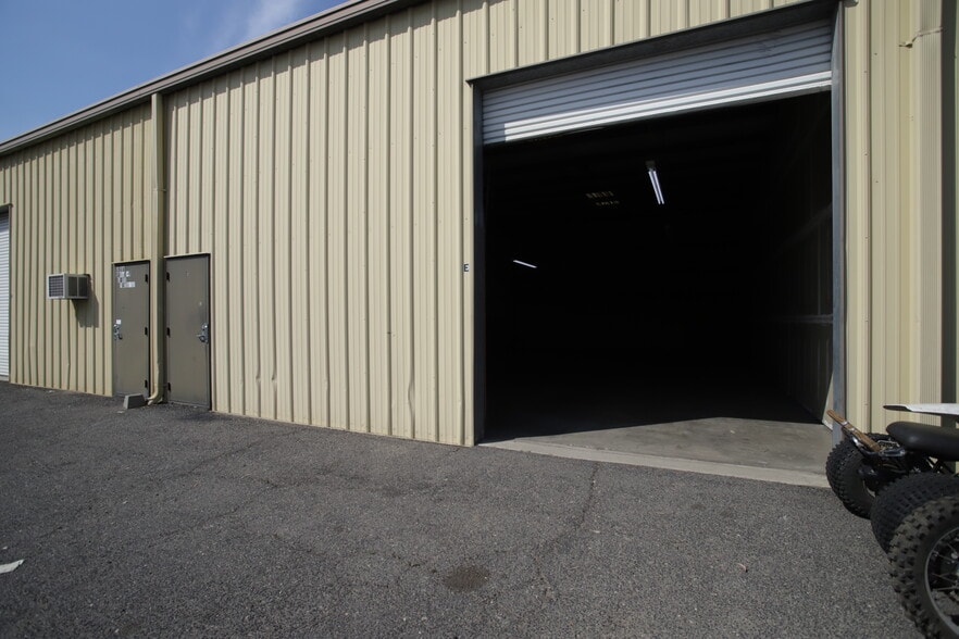 More Photos Of 1413 Lone Palm Ave, Modesto Unknown For Lease