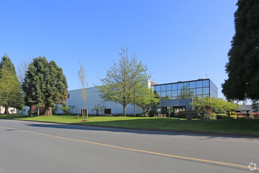 More Photos Of 1420-1440 Derwent Way, Delta Warehouse For Lease