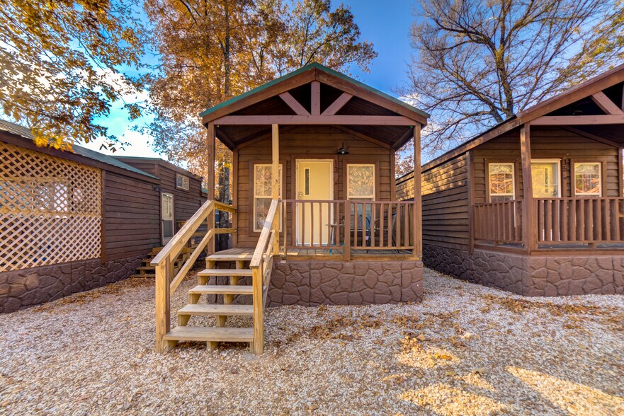 More Photos Of 446724 E 390 Rd, Langley Hotel For Sale