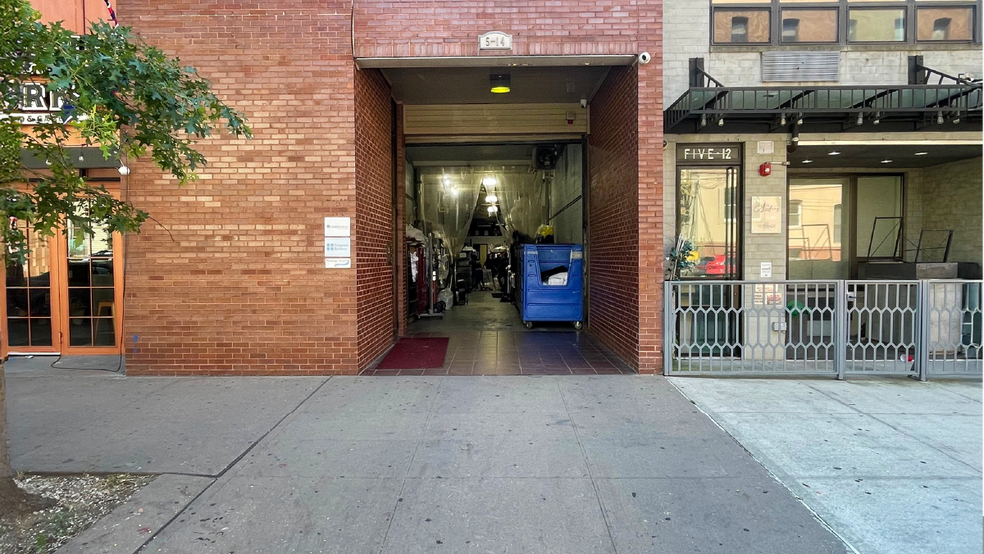 More Photos Of 5-14 51st Ave, Long Island City Storefront Retail Office For Lease