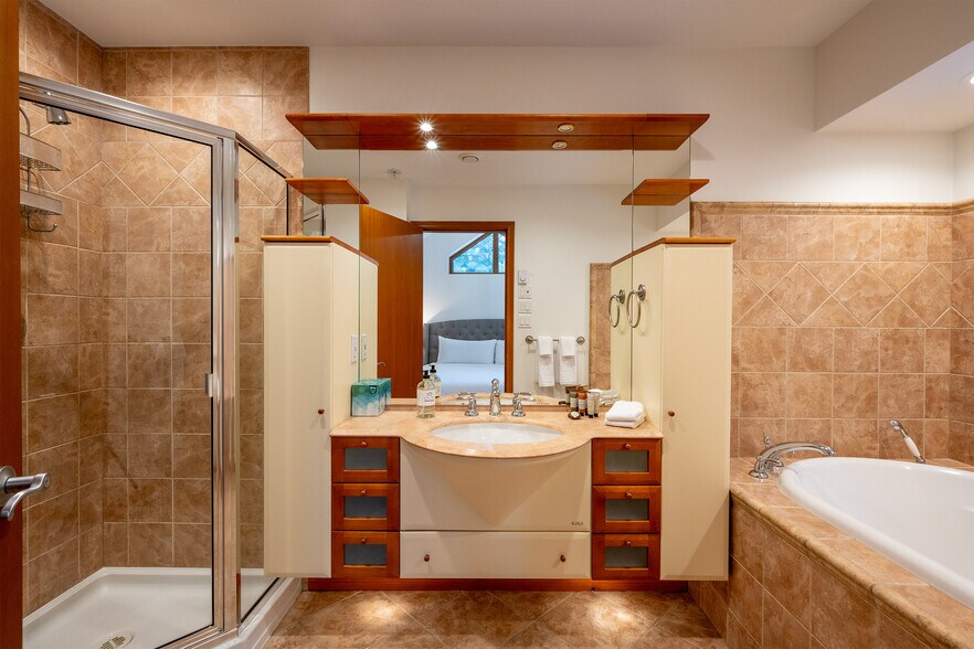 More Photos Of 3012 Alpine Cres, Whistler Hospitality For Sale