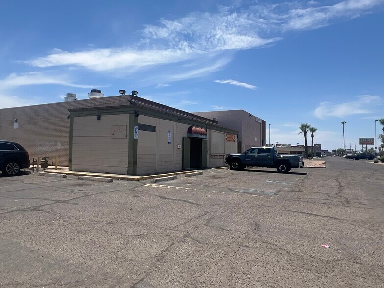 More Photos Of 7307 W Indian School Rd, Phoenix Restaurant For Sale