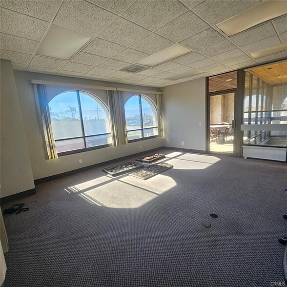 More Photos Of 2055 Hamner Ave, Norco Office Residential For Lease