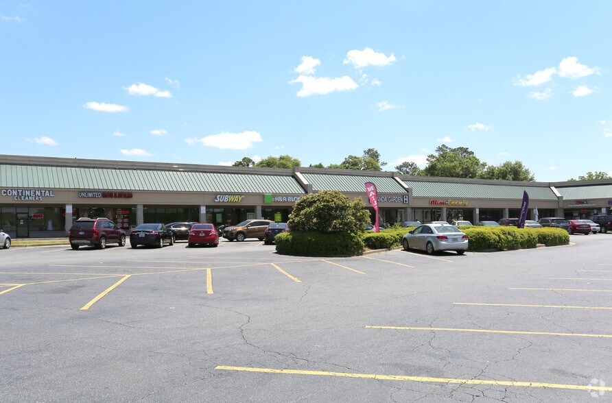 More Photos Of 5600 Milgen Rd, Columbus Storefront For Lease