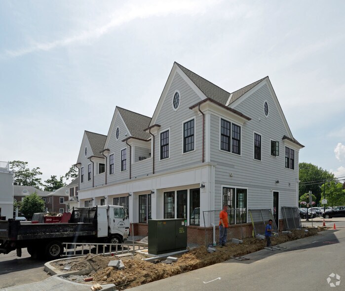 More Photos Of 13 Grove St, Darien Storefront Retail Residential For Lease