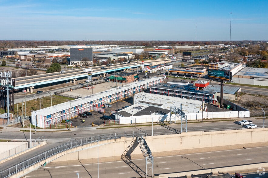 More Photos Of 20500 James Couzens Fwy, Detroit Hotel For Sale