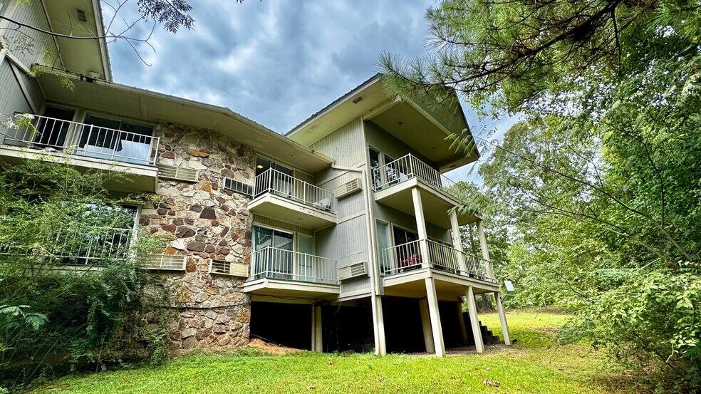 More Photos Of 6270 Aquarius Dr, Alpine Apartments For Sale