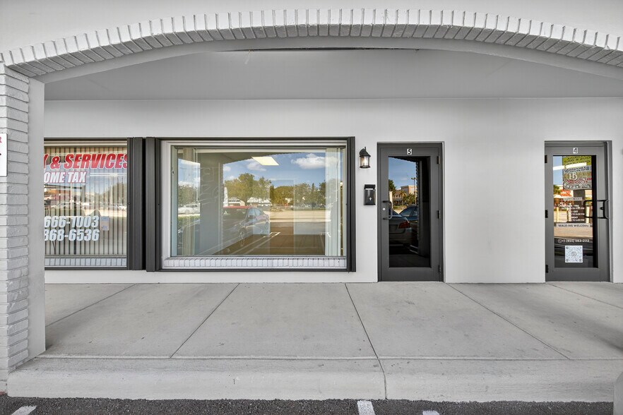 More Photos Of 1750 E Commercial Blvd, Fort Lauderdale Storefront For Lease
