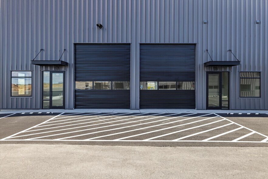 More Photos Of 2517 Logan St, Richland Service For Sale