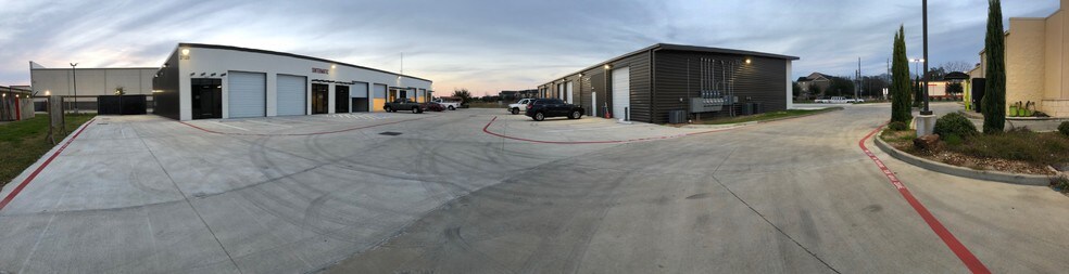 More Photos Of 2125 Katy Fort Bend Rd, Katy Warehouse For Lease