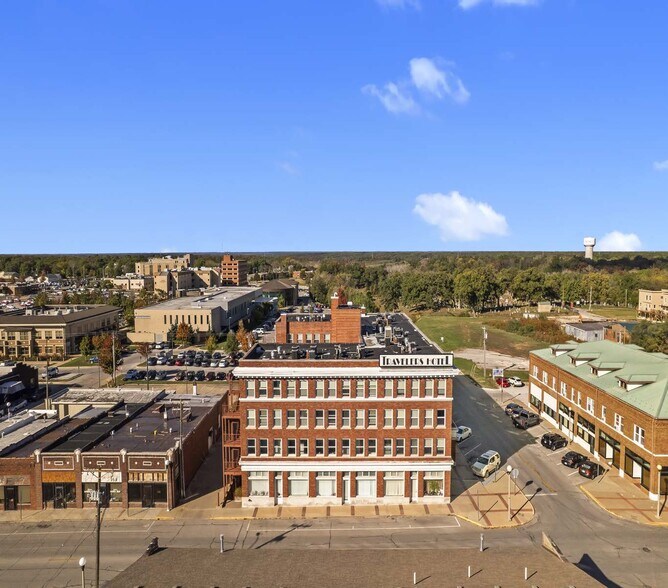 More Photos Of 301 W Washington, Kirksville Apartments For Sale
