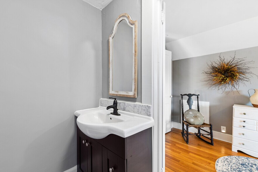 More Photos Of 3200 Bliss Trail, Stem Lodge Meeting Hall For Sale