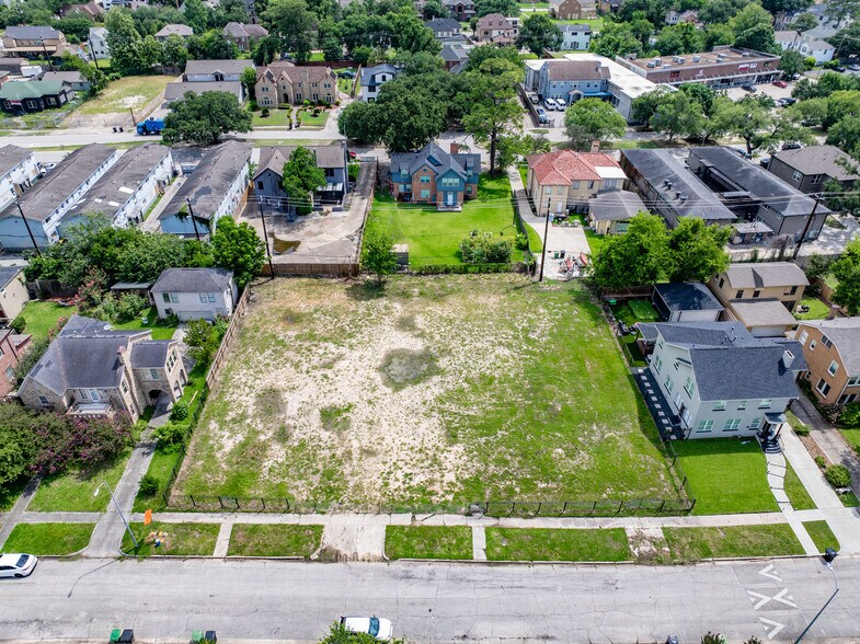 More Photos Of 2427 Oakdale St, Houston Land For Sale