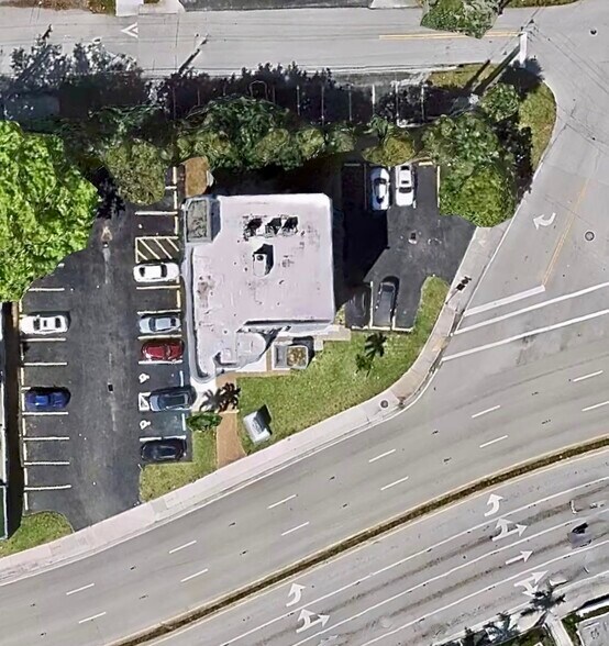 More Photos Of 2161 E Commercial Blvd, Fort Lauderdale Medical For Lease