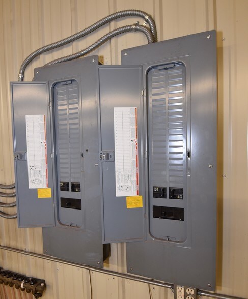 More Photos Of 710 10th St NE, Milaca Warehouse For Sale