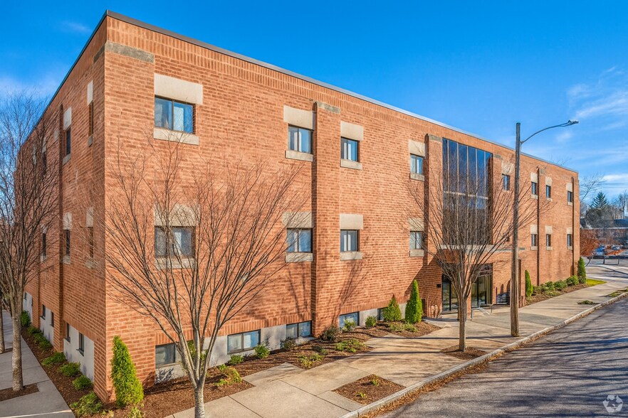 Primary Photo Of 100 Highland Ave, Providence Medical For Lease