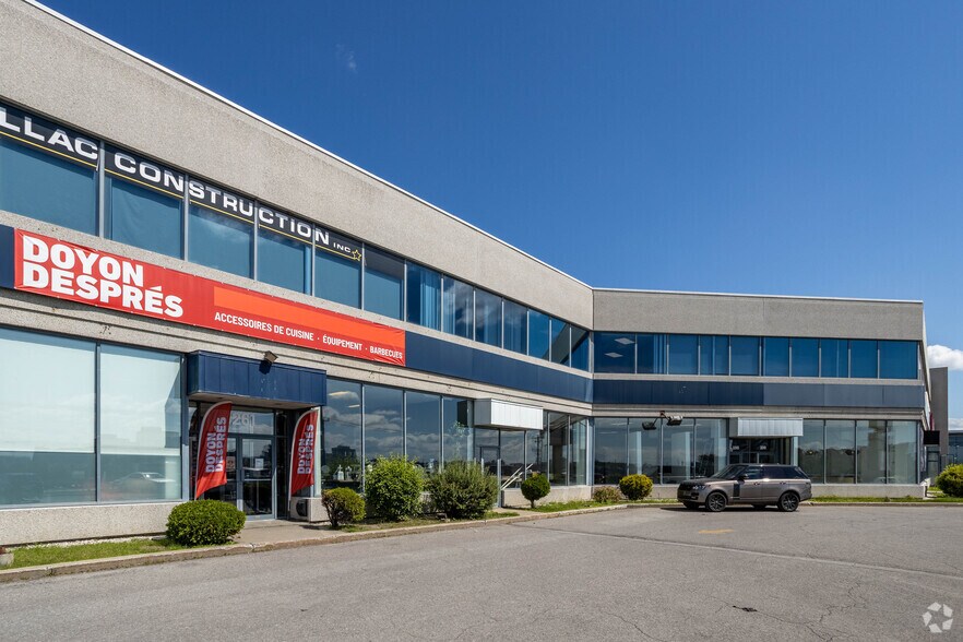 More Photos Of 3205-3273 Aut Jean-Noël-Lavoie, Laval General Retail For Lease
