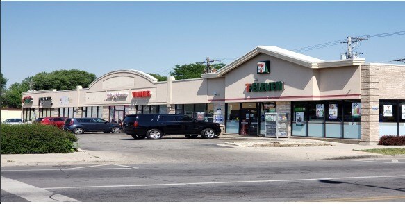 Primary Photo Of 6800-6818 W North Ave, Chicago Unknown For Lease