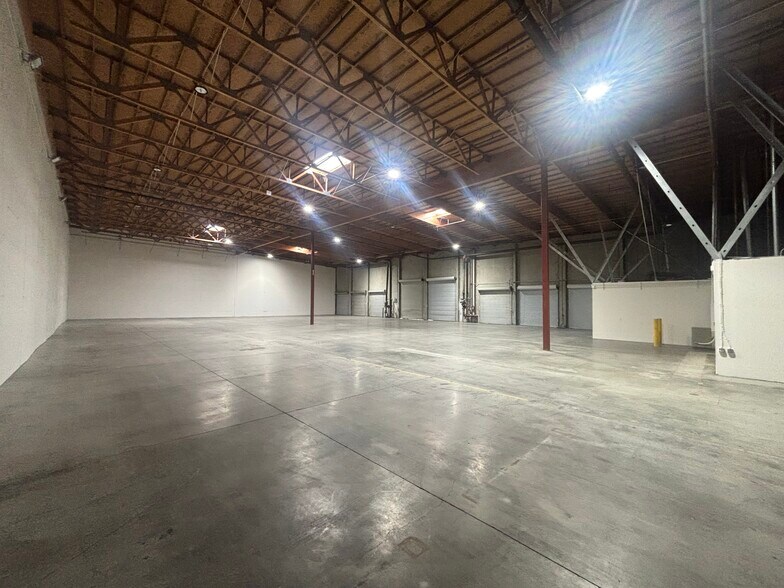 More Photos Of 30830-30880 San Clemente St, Hayward Warehouse For Lease