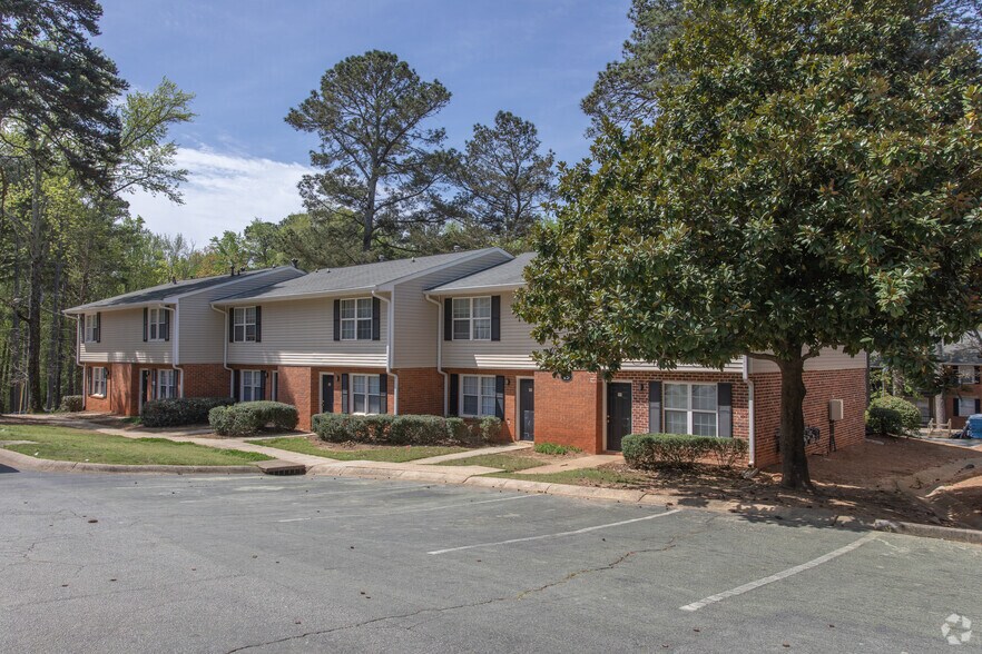 Primary Photo Of 4719 Central Dr, Stone Mountain Apartments For Sale