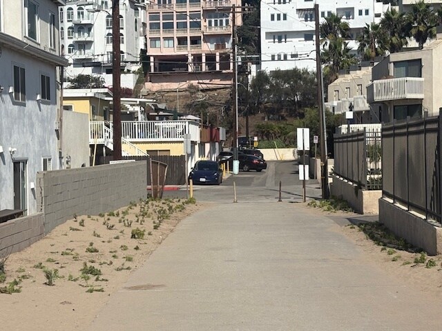 More Photos Of 116 Rees St, Playa Del Rey Apartments For Sale