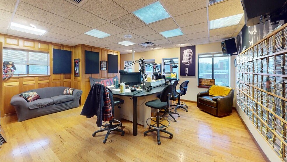 More Photos Of 115 Franklin St, Bangor Office For Sale