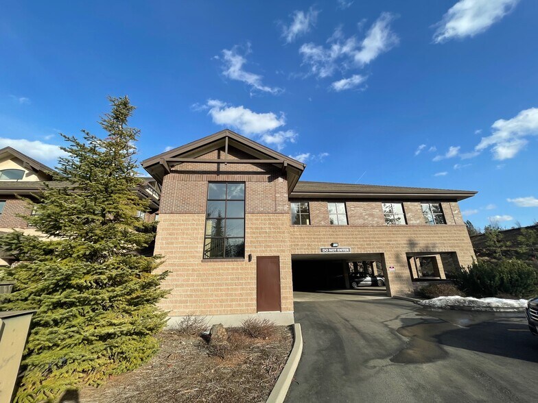 More Photos Of 3010 S Southeast Blvd, Spokane Office For Lease