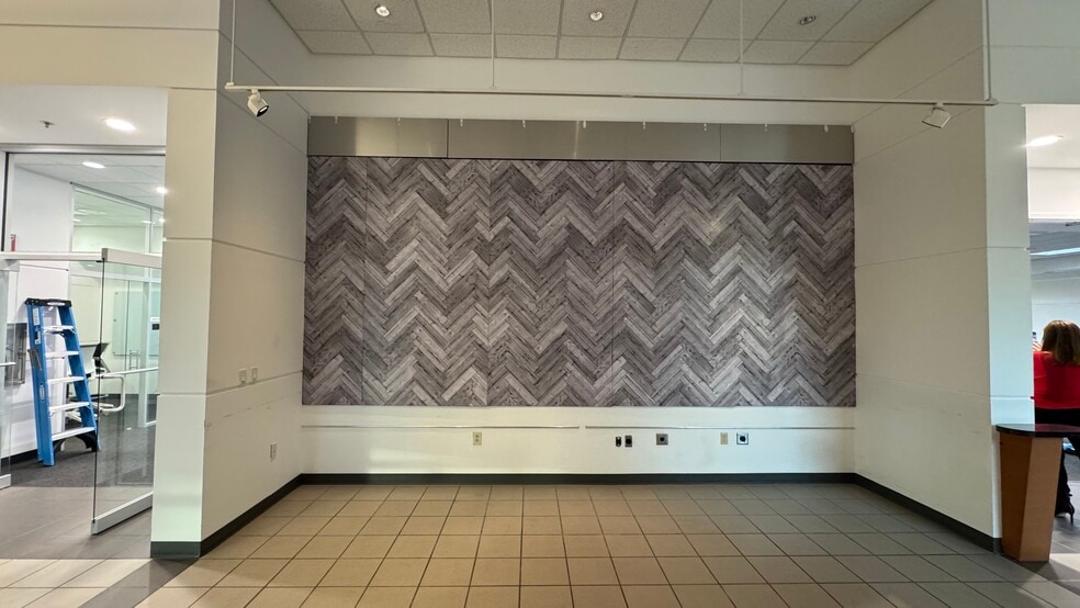 More Photos Of 2227 Welbilt Blvd, New Port Richey Office For Sale