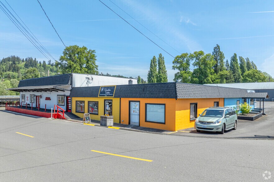 More Photos Of 97 SE Conyers St, Clatskanie General Retail For Sale