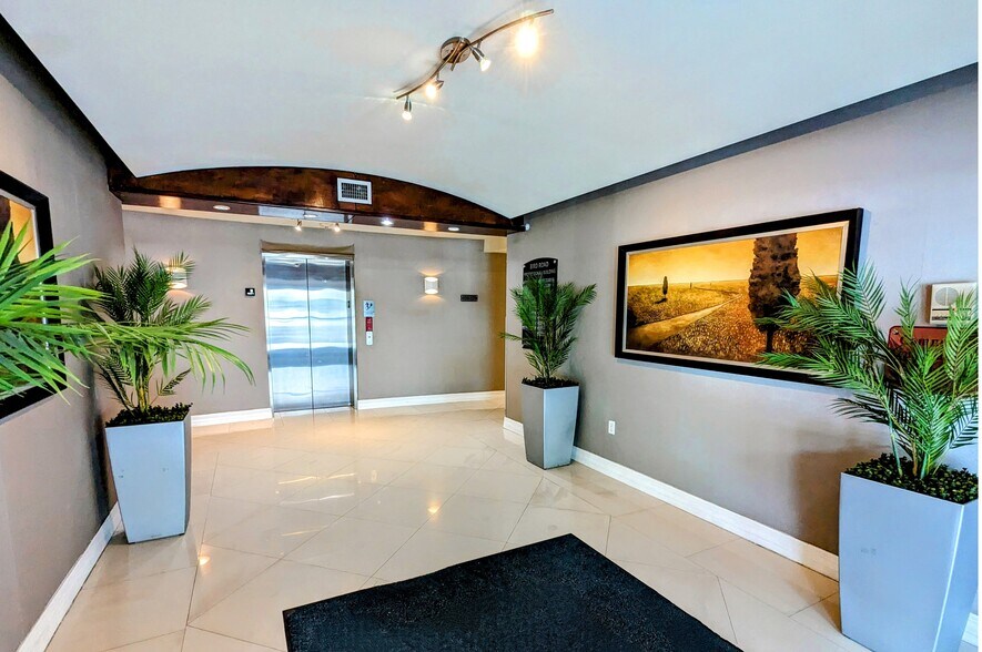 More Photos Of 4155 SW 130th Ave, Miami Office For Lease