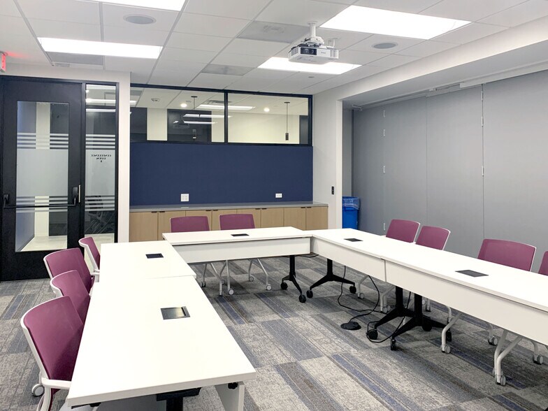 More Photos Of 801 Travis St, Houston Office For Lease