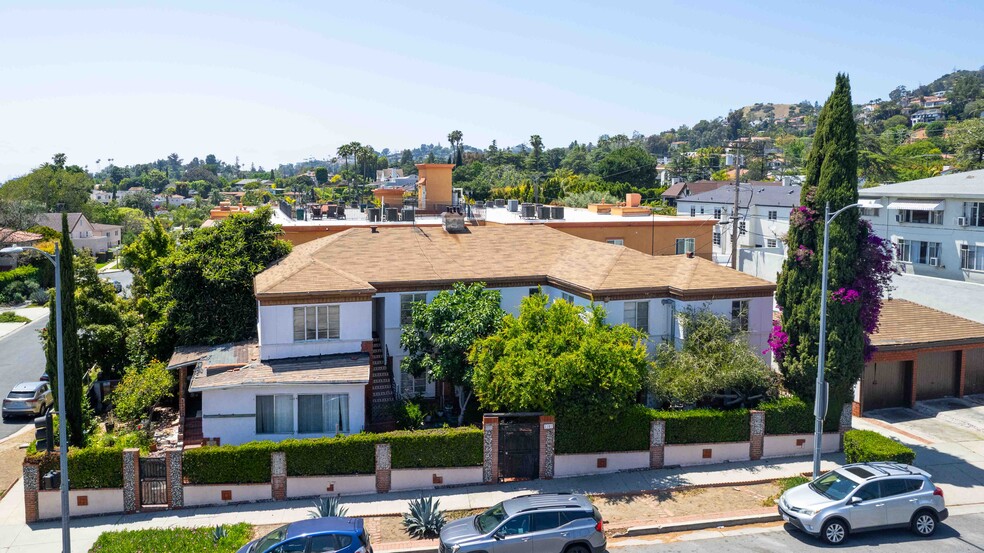 Primary Photo Of 2105 N Vermont Ave, Los Angeles Apartments For Sale